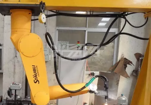 完善激光工業技術 機器人柔性激光切割發展迅猛